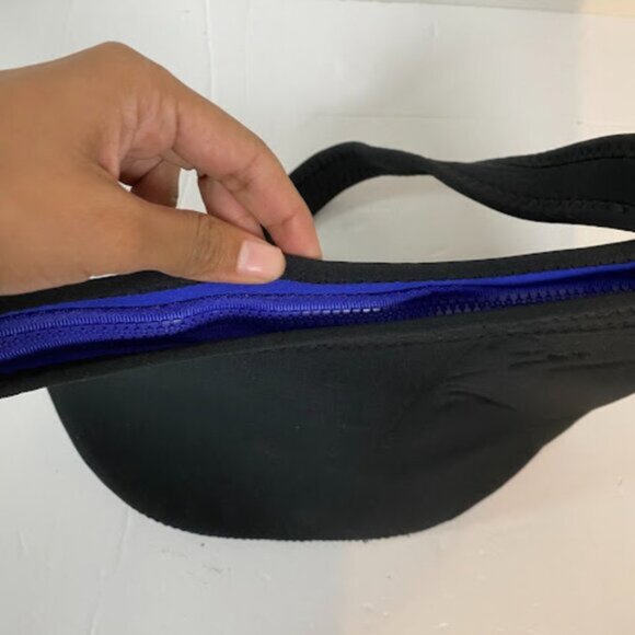BUILT Neoprene Black Hobo Shoulder Tote  Bag - Picture 6 of 6